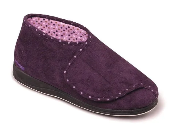 Cherish Wrap Around Slipper Bootie in Lilac CLOSEOUTS