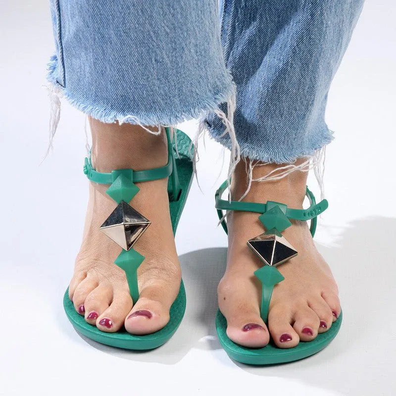 Ipanema Diamond Glam Thong Sandals - Green