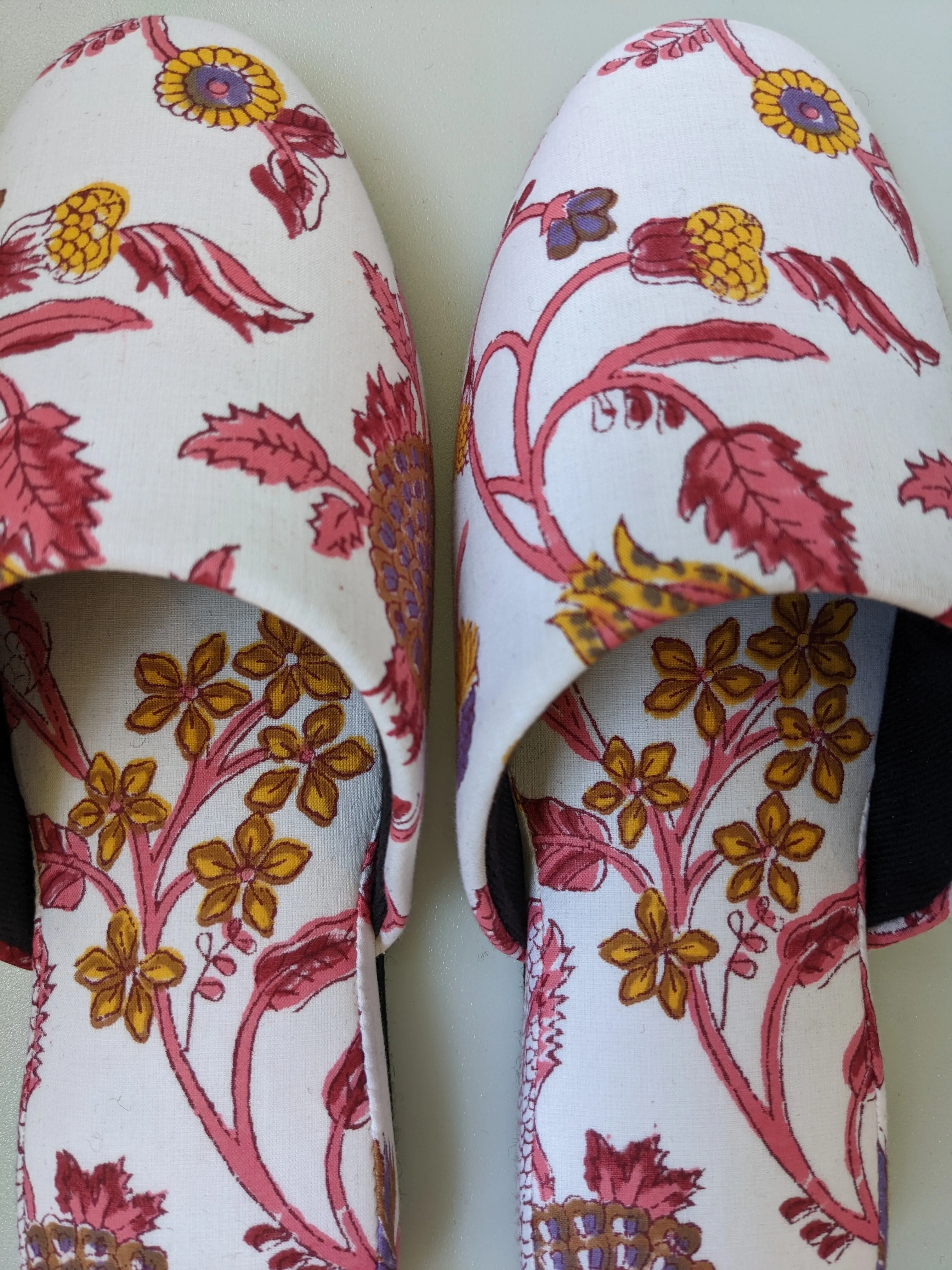 Medium Block Printing Flowers Mix Slippers [Black wool felt soles] MF2205 [Size Medium]