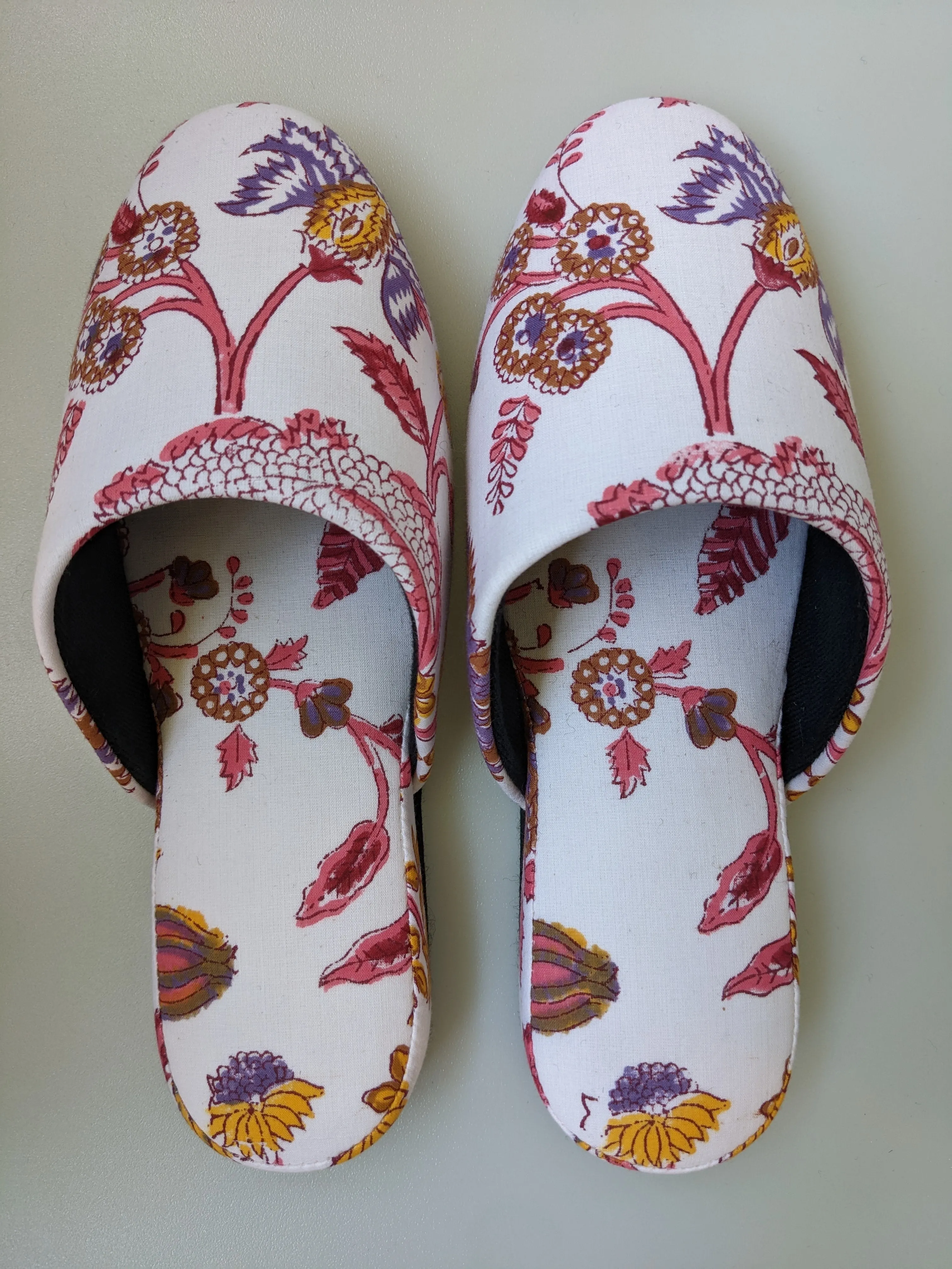 Medium Block Printing Flowers Mix Slippers [Black wool felt soles] MF2205 [Size Medium]